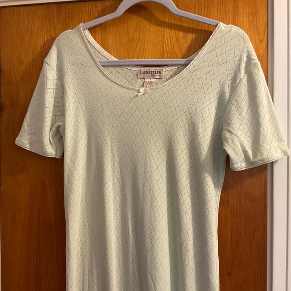 Laura Tyler At Home Pale Green Nightgown Sz S Short Sleeves Slits Sheer - Picture 2 of 10